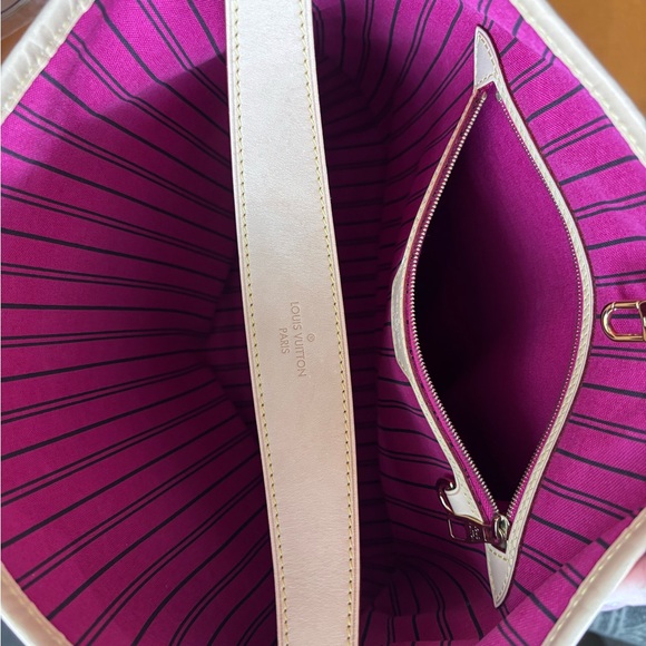 Authentic Louis Vuitton NEW delightful PM discontinued Pink pivone monogram bag - Picture 3 of 13